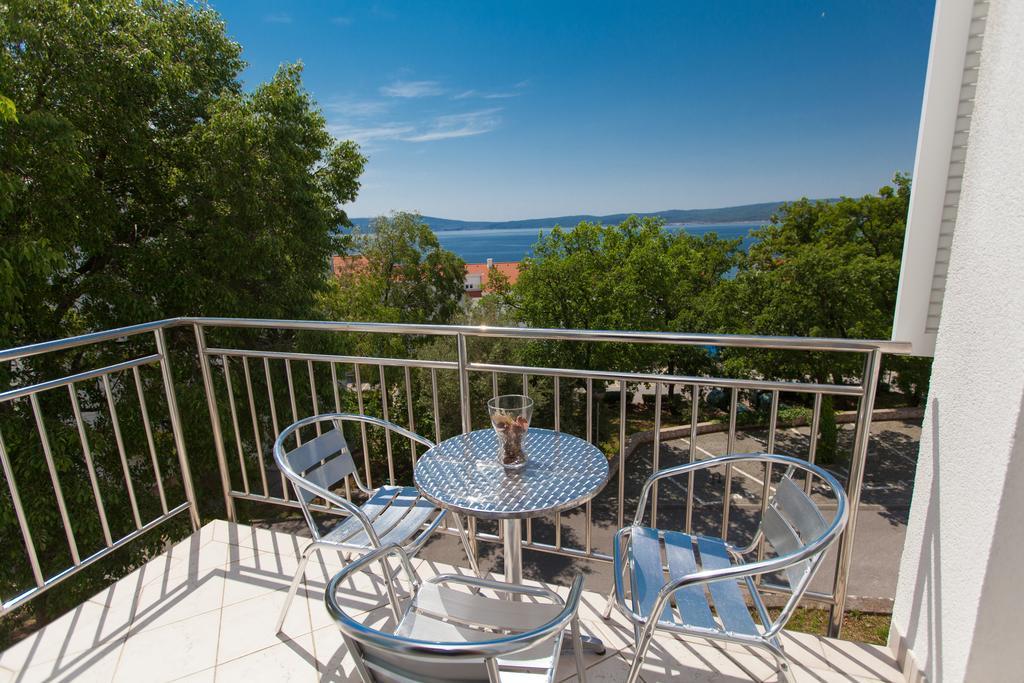 Apartment Ana Selce Exterior photo